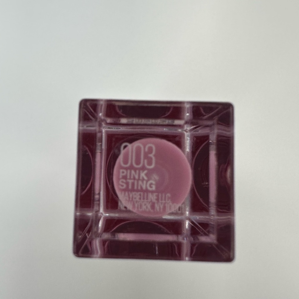Maybelline Lifter Plump Lip Plumping Lip Gloss in Pink Sting - Picture 8 of 9